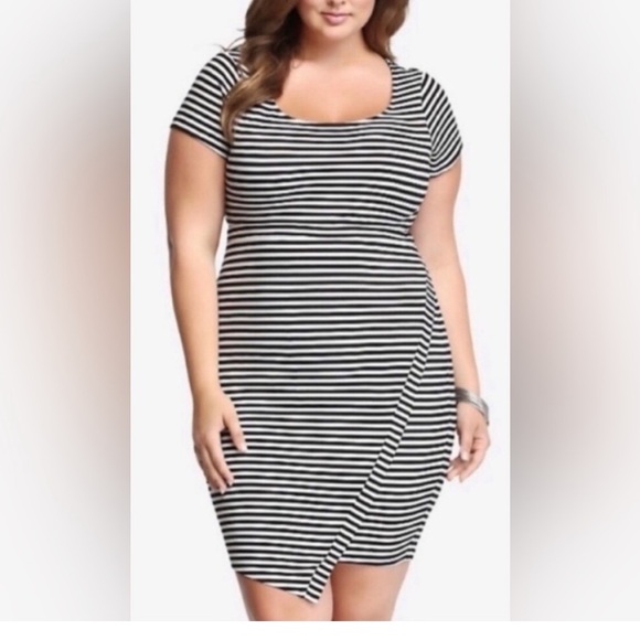 torrid Dresses & Skirts - Torrid plus size black & white horizontal striped bodycon dress size 3x (22/24W)